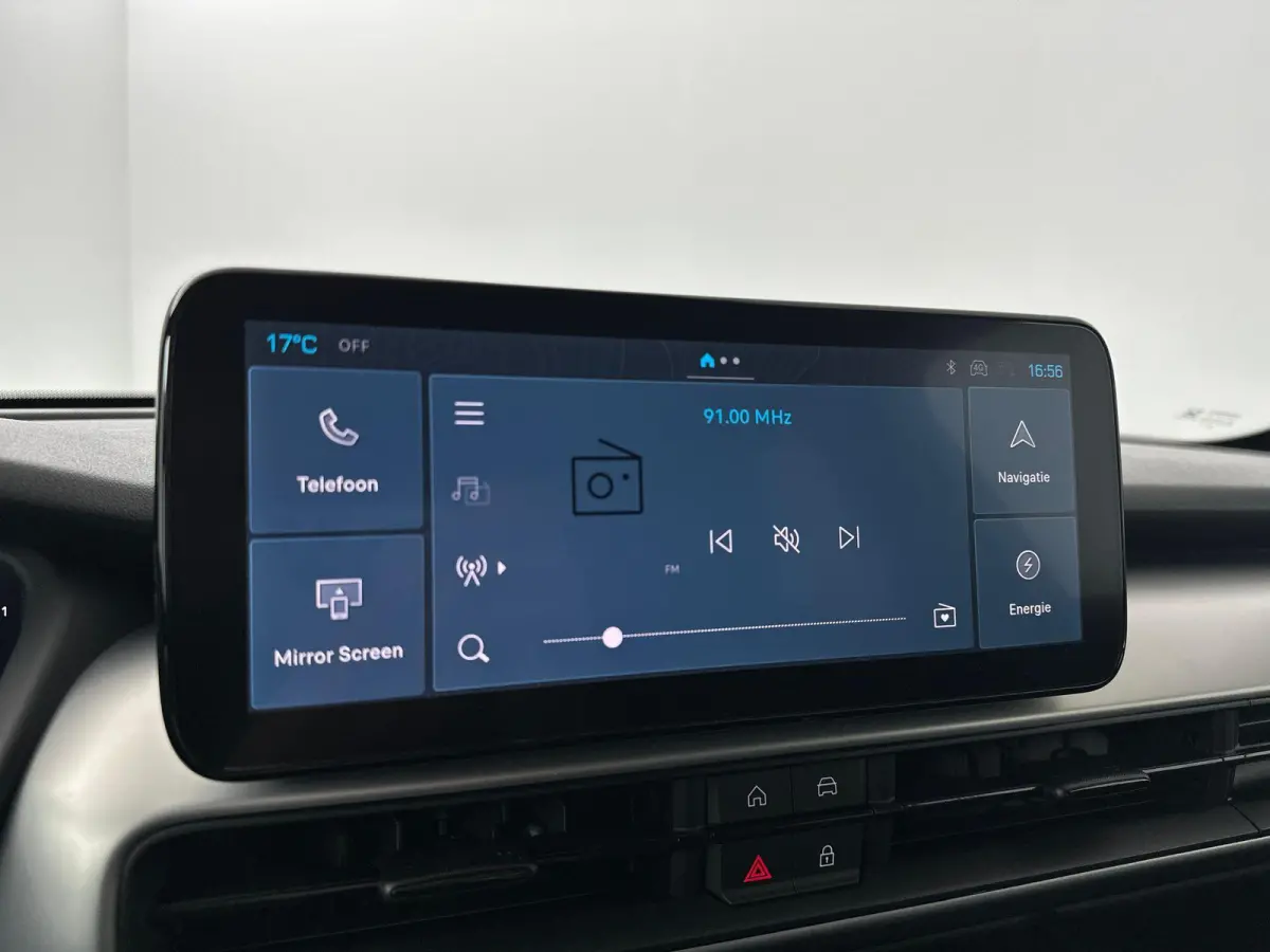 Summit 54 kWh | DEMONSTRATIEMODEL  | Camera | Navigatie | JBL Speakers | Handsfree Kofferbak | 2+6 jaar garantie speciale garantie!