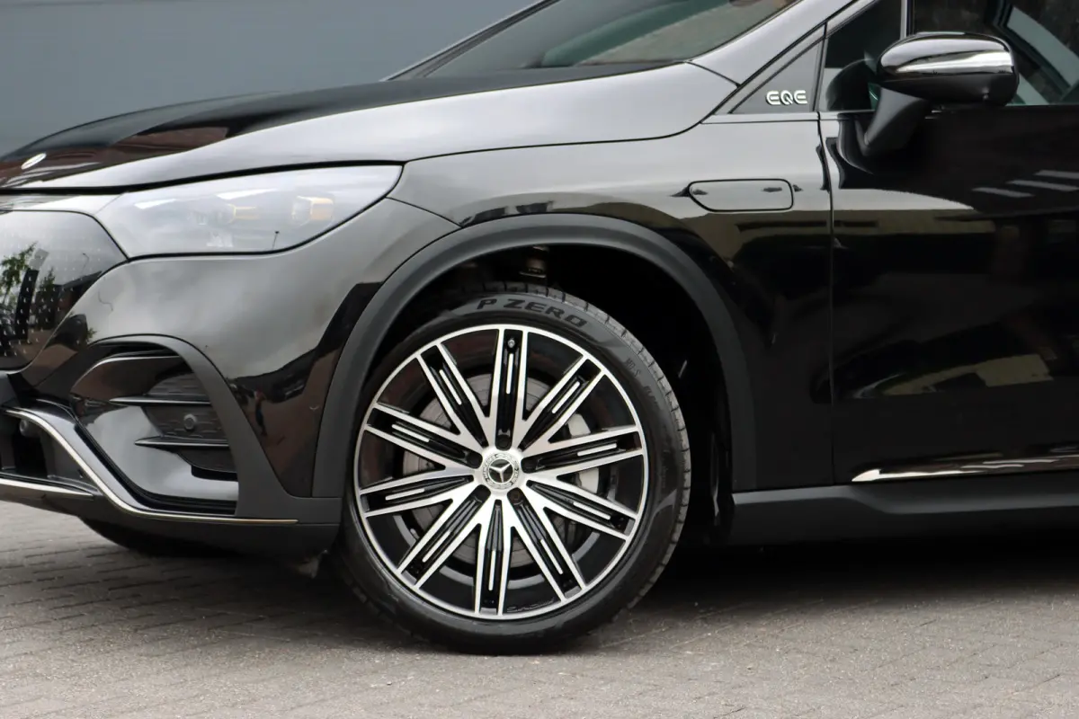 350 4MATIC AMG Line Premium+ 91 kWh | Luchtvering | Hyperscreen | Achterasbesturing | Distronic+ | Panoramadak | Burmester | Digital Light | Surround Camera | 22kW | Warmtepomp |