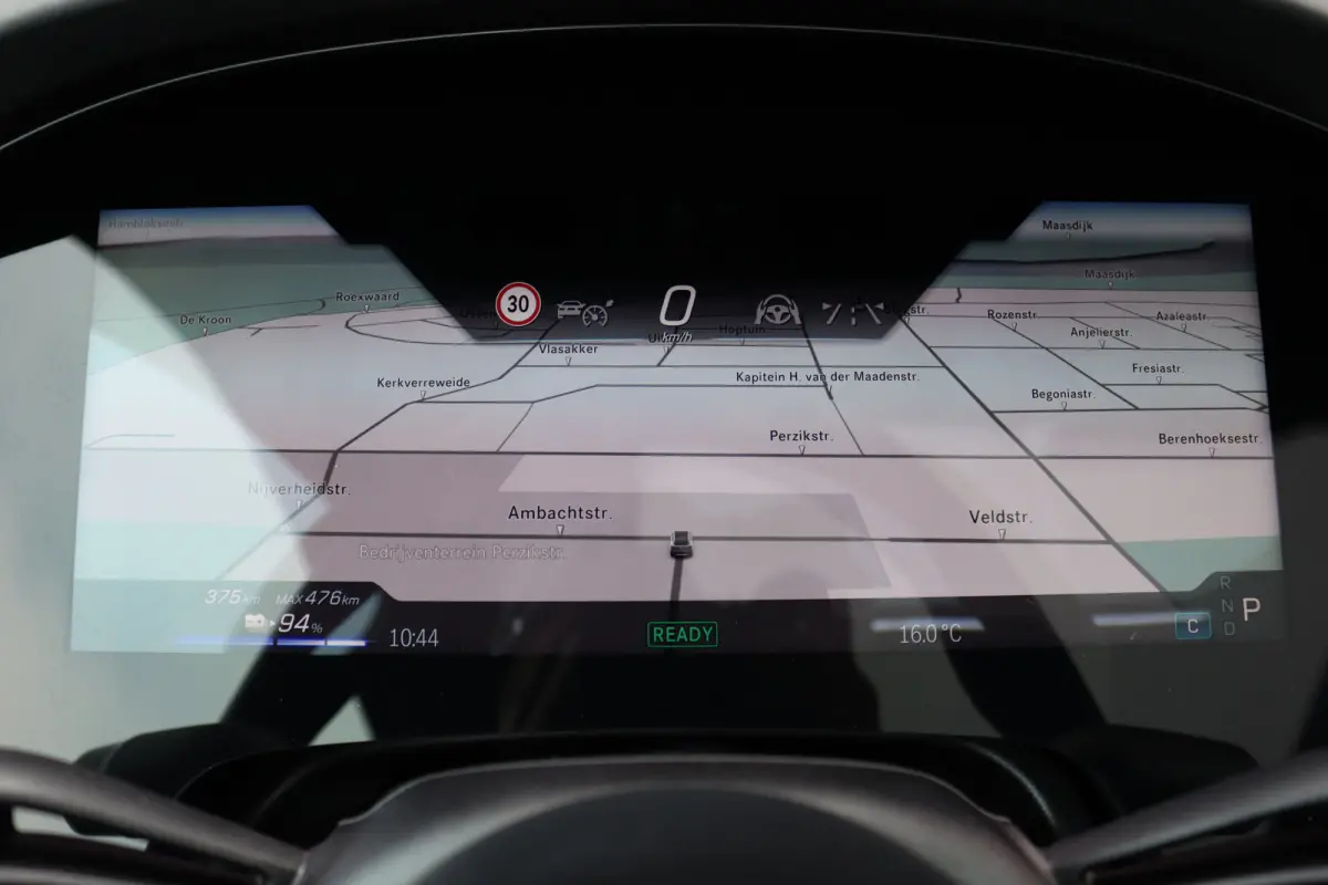 350 4MATIC AMG Line Premium+ 91 kWh | Luchtvering | Hyperscreen | Achterasbesturing | Distronic+ | Panoramadak | Burmester | Digital Light | Surround Camera | 22kW | Warmtepomp |