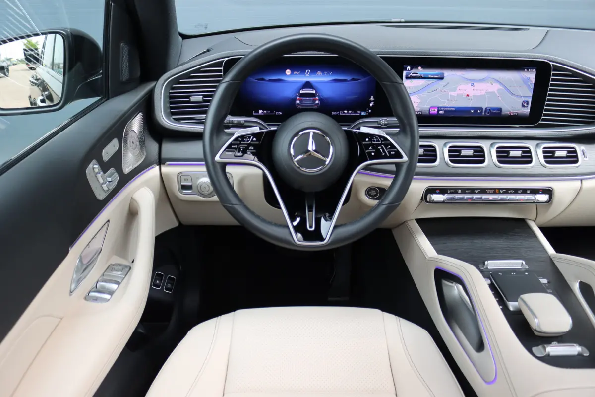 400 e 4MATIC AMG Line | Luchtvering | Distronic | Burmester | Verwarmd Stuurwiel | Panoramadak | Trekhaak | Stoelverwarming V+A | Augmented Reality | Surround Camera |