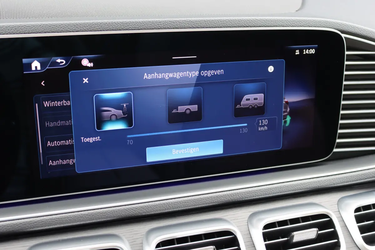 400 e 4MATIC AMG Line | Luchtvering | Distronic | Burmester | Verwarmd Stuurwiel | Panoramadak | Trekhaak | Stoelverwarming V+A | Augmented Reality | Surround Camera |