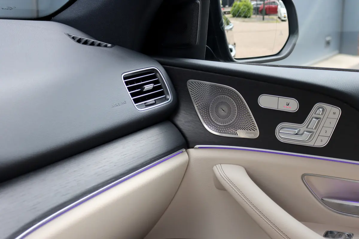 400 e 4MATIC AMG Line | Luchtvering | Distronic | Burmester | Verwarmd Stuurwiel | Panoramadak | Trekhaak | Stoelverwarming V+A | Augmented Reality | Surround Camera |