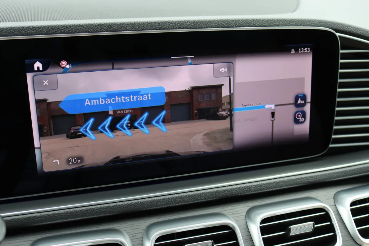400 e 4MATIC AMG Line | Luchtvering | Distronic | Burmester | Verwarmd Stuurwiel | Panoramadak | Trekhaak | Stoelverwarming V+A | Augmented Reality | Surround Camera |