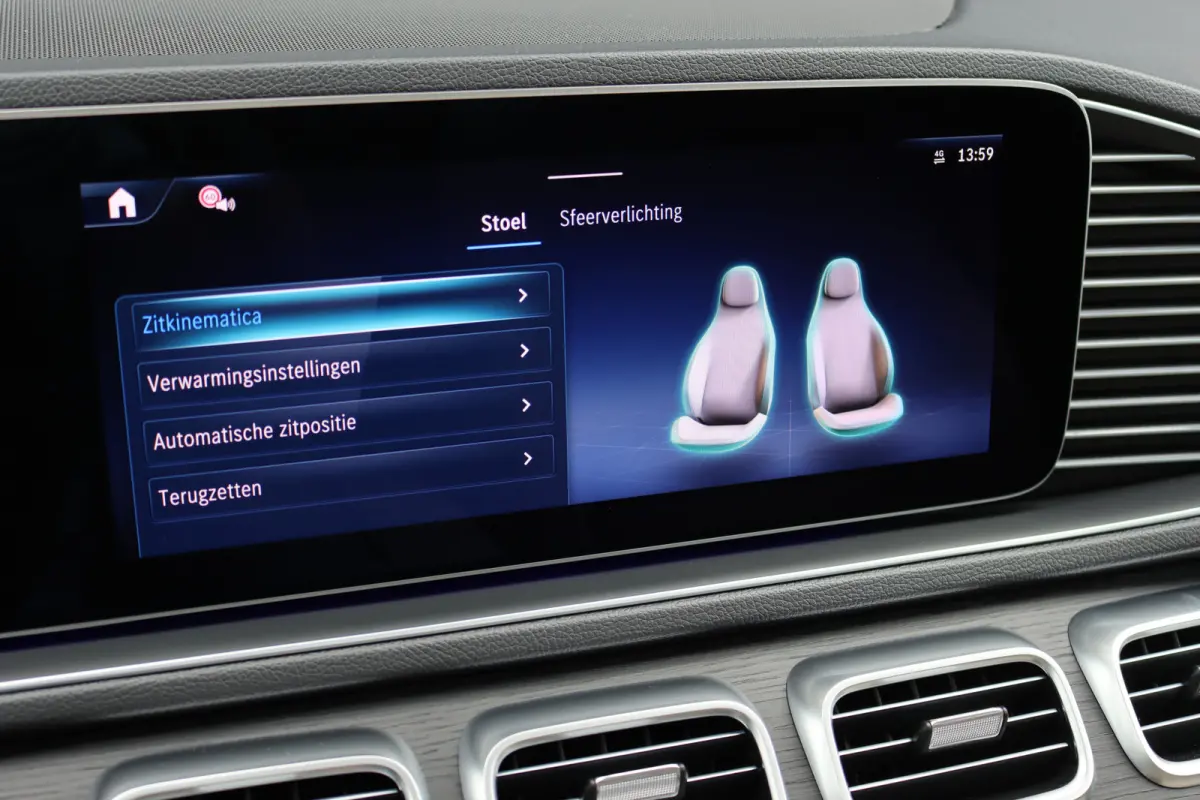 400 e 4MATIC AMG Line | Luchtvering | Distronic | Burmester | Verwarmd Stuurwiel | Panoramadak | Trekhaak | Stoelverwarming V+A | Augmented Reality | Surround Camera |