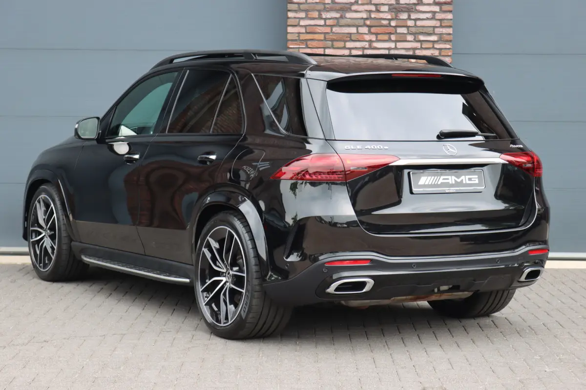 400 e 4MATIC AMG Line | Luchtvering | Distronic | Burmester | Verwarmd Stuurwiel | Panoramadak | Trekhaak | Stoelverwarming V+A | Augmented Reality | Surround Camera |