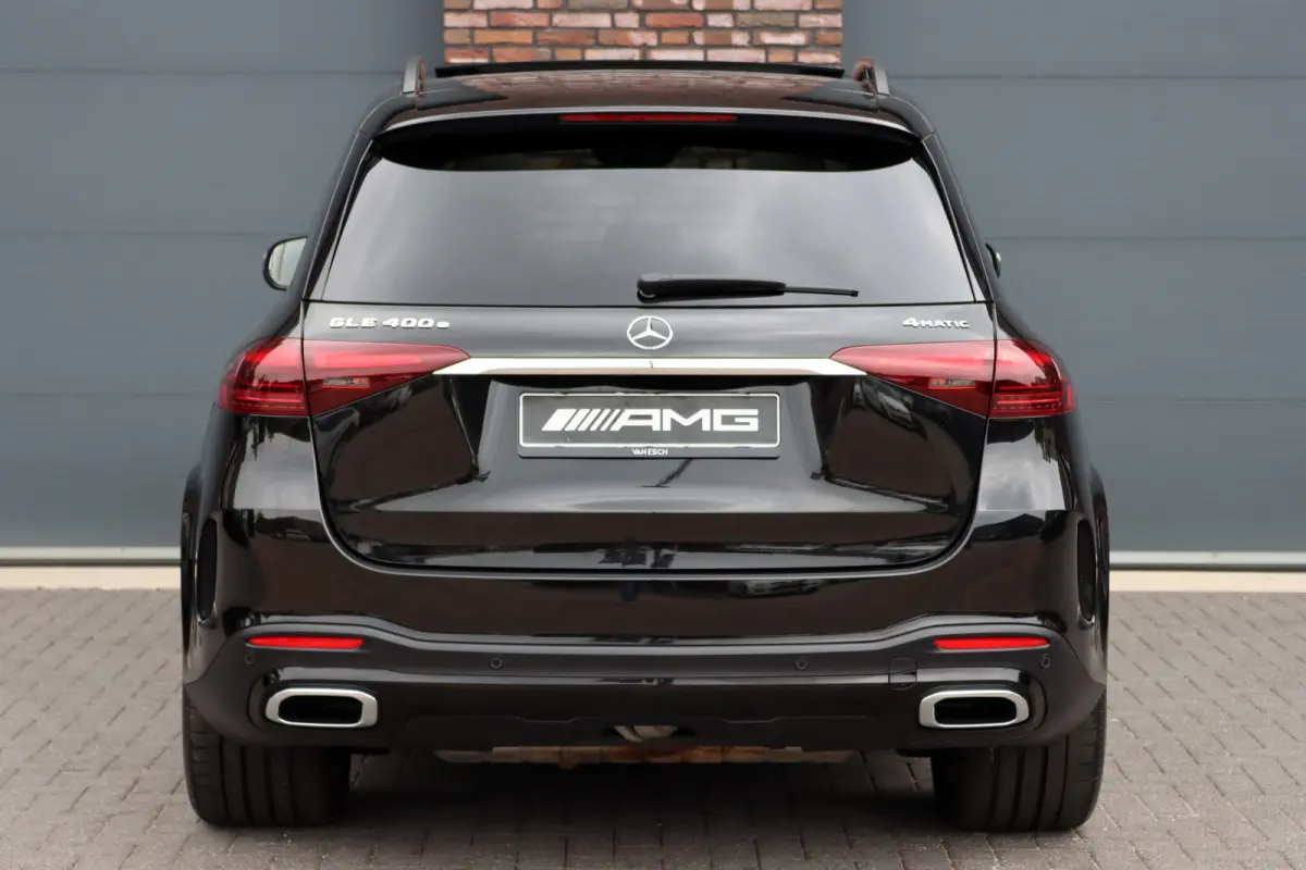 400 e 4MATIC AMG Line | Luchtvering | Distronic | Burmester | Verwarmd Stuurwiel | Panoramadak | Trekhaak | Stoelverwarming V+A | Augmented Reality | Surround Camera |