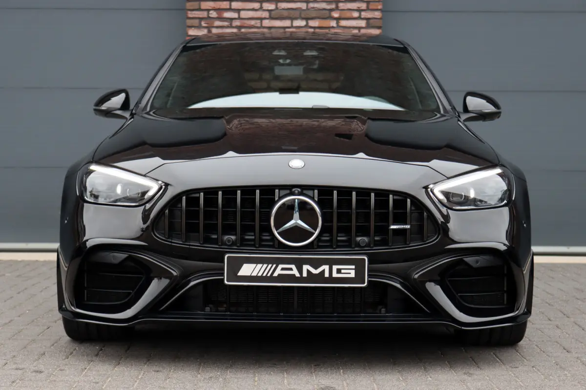 AMG 63 S E Performance | 680 pk | Achterasbesturing | AMG Drivers Package | Distronic+ | Memory | Burmester | AMG Performance Stoelen | AMG-Aero Pakket | HUD | Digital Light |
