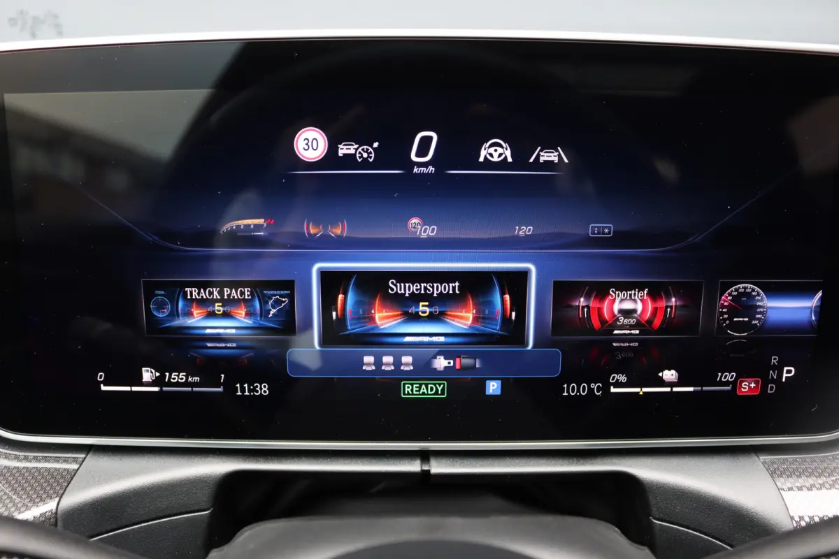 AMG 63 S E Performance | 680 pk | Achterasbesturing | AMG Drivers Package | Distronic+ | Memory | Burmester | AMG Performance Stoelen | AMG-Aero Pakket | HUD | Digital Light |