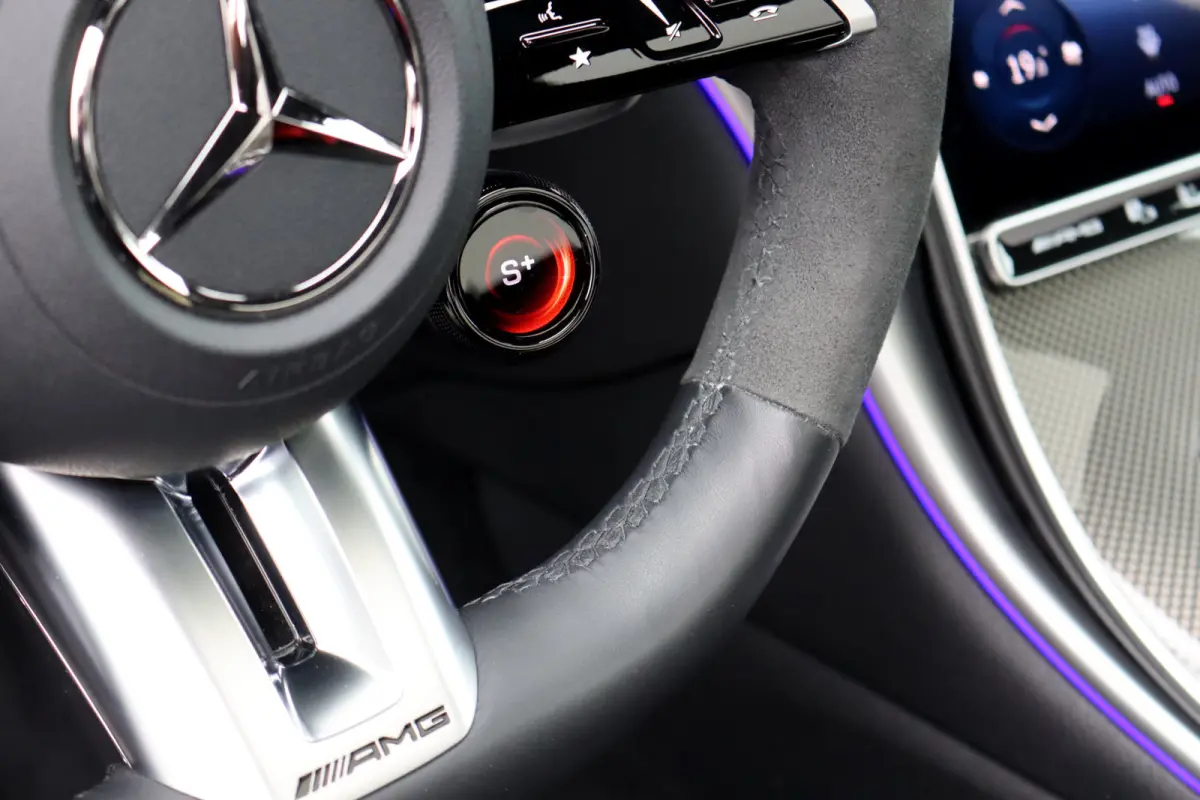 AMG 63 S E Performance | 680 pk | Achterasbesturing | AMG Drivers Package | Distronic+ | Memory | Burmester | AMG Performance Stoelen | AMG-Aero Pakket | HUD | Digital Light |