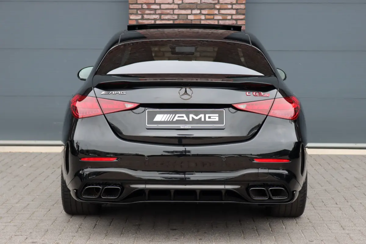 AMG 63 S E Performance | 680 pk | Achterasbesturing | AMG Drivers Package | Distronic+ | Memory | Burmester | AMG Performance Stoelen | AMG-Aero Pakket | HUD | Digital Light |