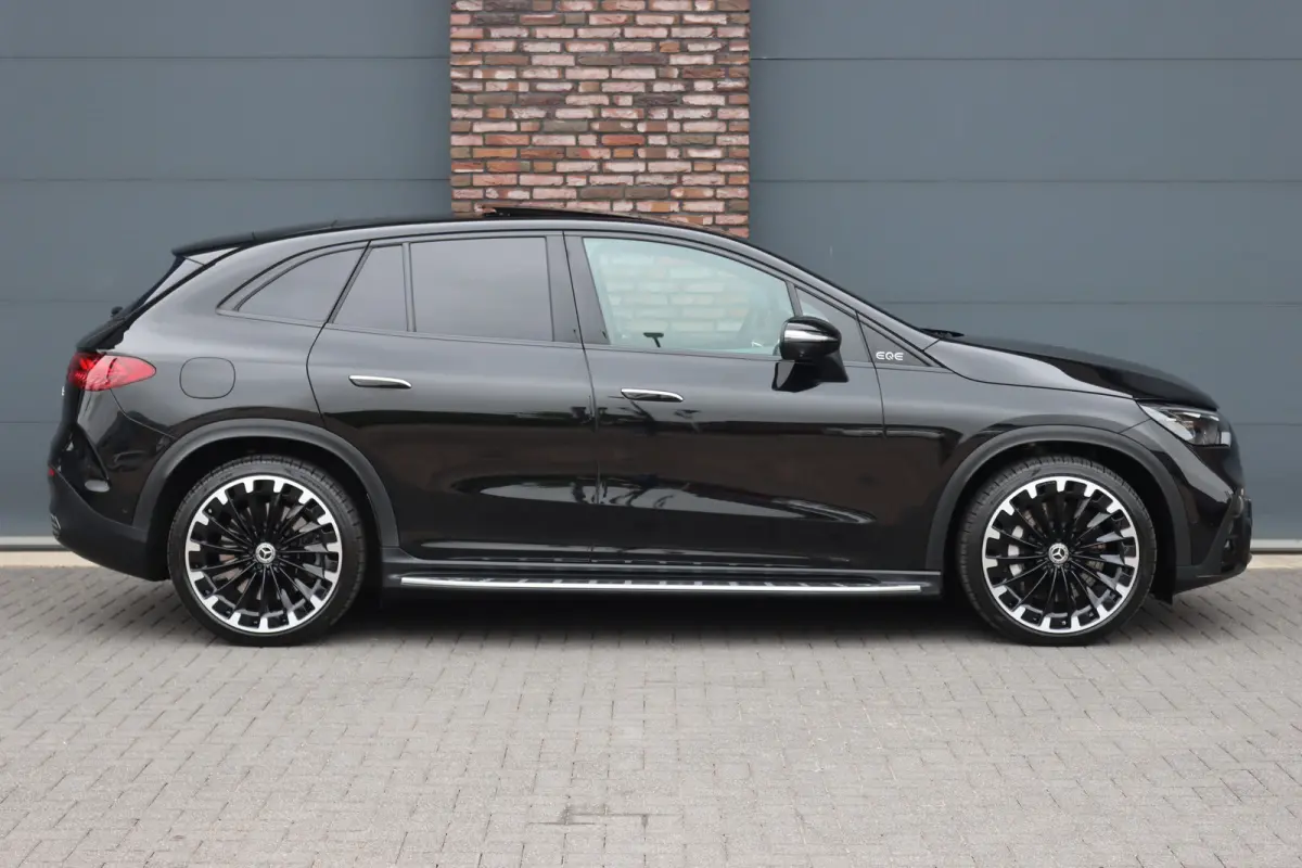 500 4MATIC AMG Line 91 kWh | 61.000,- ex BTW | Luchtvering | Hyperscreen | Achterasbesturing | Distronic+ | Massage | Nappa Leder | HUD | Stoelventilatie | Trekhaak | Memory | Verwarmd Stuur