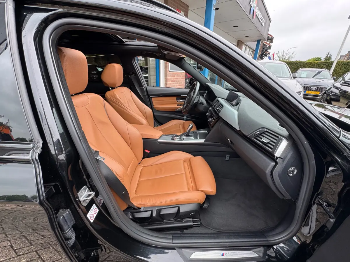 318i M Sport 2019 AUT PANO CAMERA NAP!