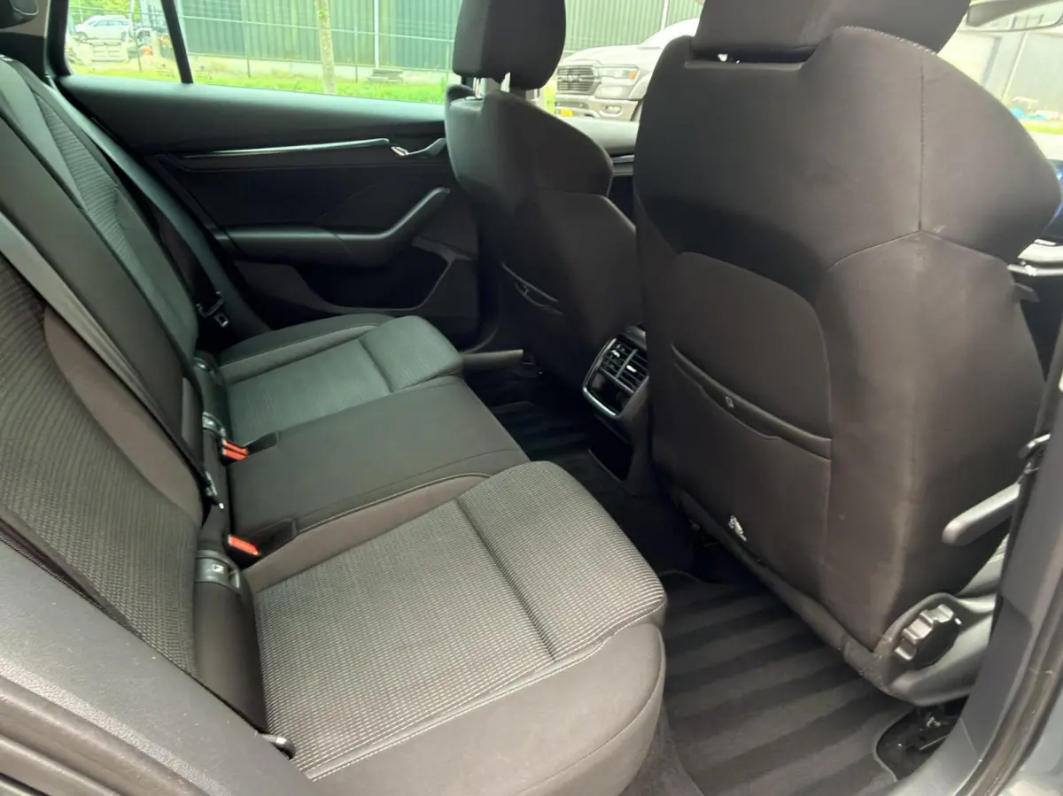1.0 e-TSI Business Edition Plus
