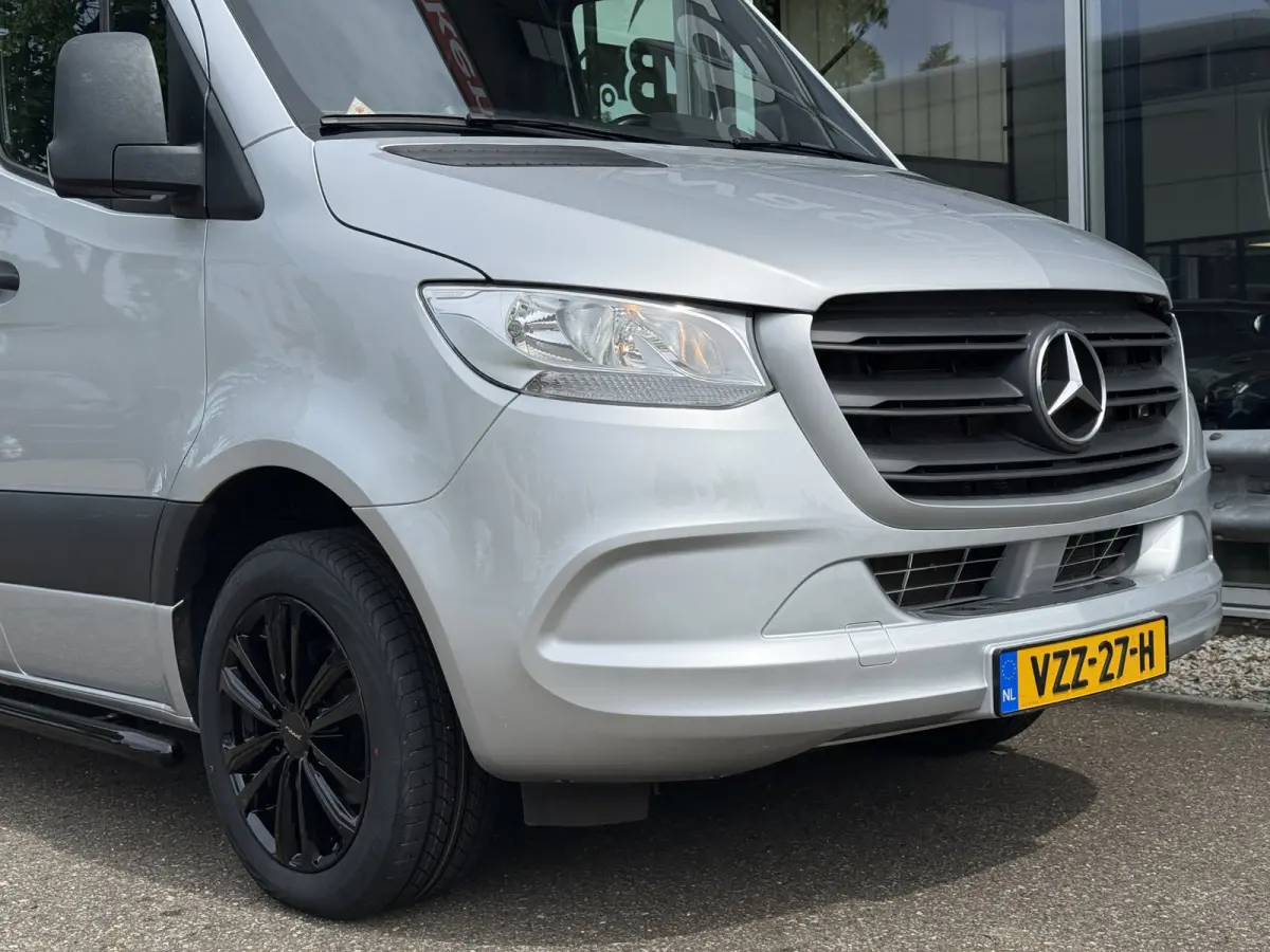 315 1.9 CDI L3H2 RWD | ZB-Edition | NL-auto | Navi | Carplay | Camera | Dodehoek ass. | Cruisec.