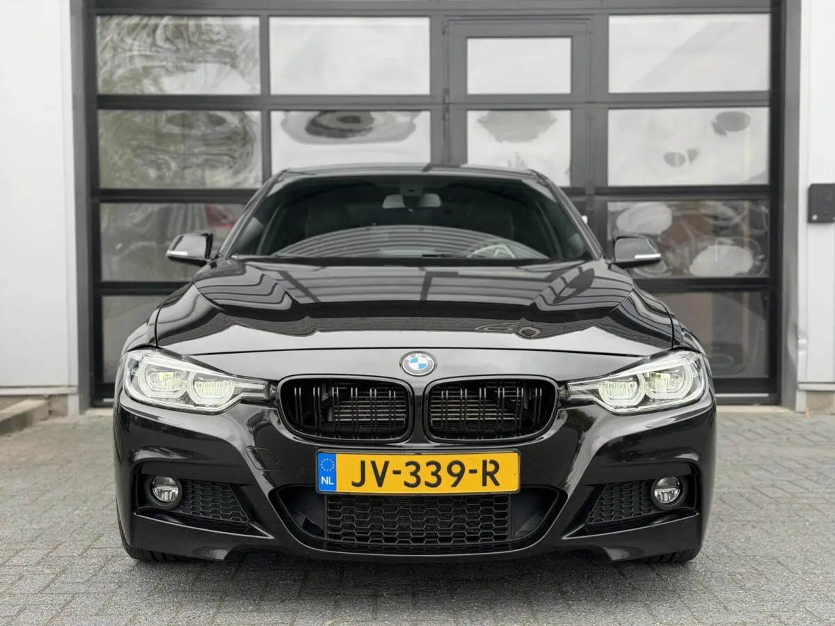 330e High Exc AUT / M-Sport / LED / Cruise / NAV