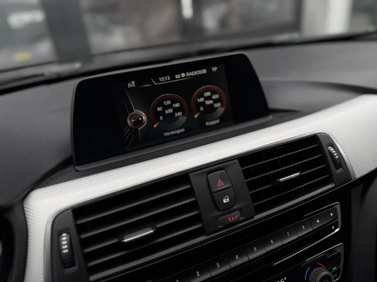 330e High Exc AUT / M-Sport / LED / Cruise / NAV