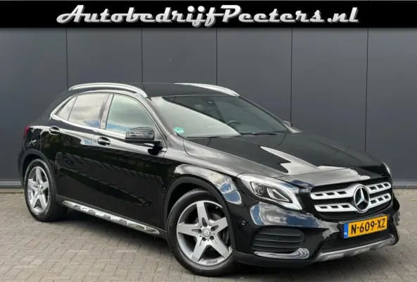 GLA 180 AMG Line Aut. Navi Camera Cruise PDC