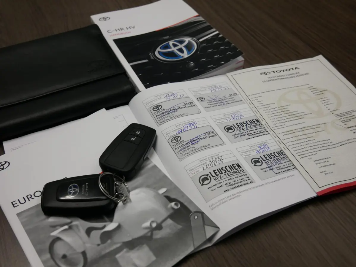 2.0 Hybrid Style Camera| Stoelverw| ACC| Dealer onderhouden