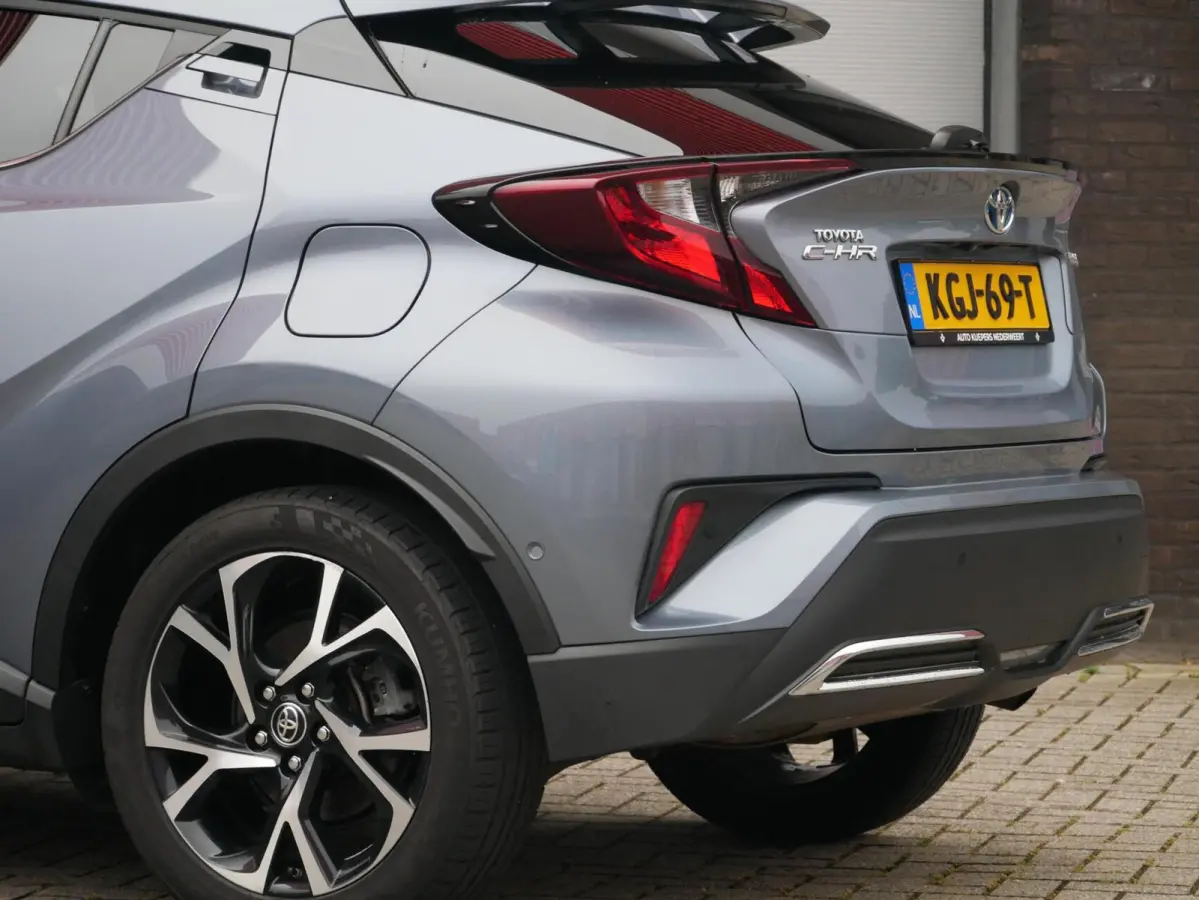 2.0 Hybrid Style Camera| Stoelverw| ACC| Dealer onderhouden