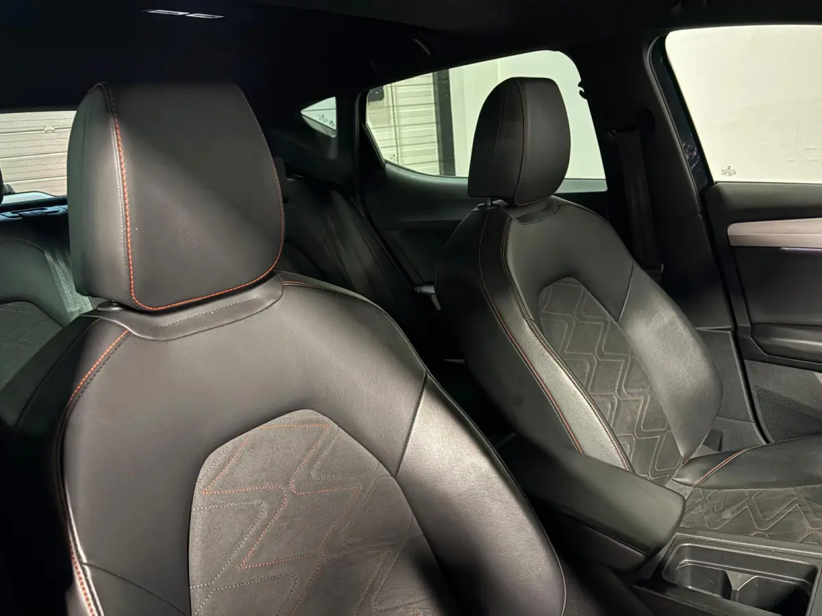 1.4 TSI eHybrid PHEV FR PANO KEYLESS VOL'