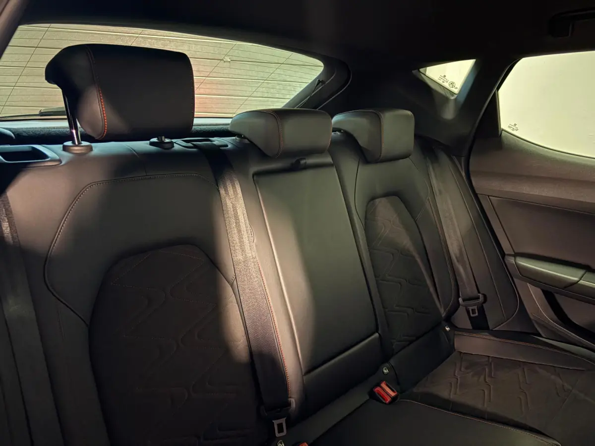1.4 TSI eHybrid PHEV FR PANO KEYLESS VOL'