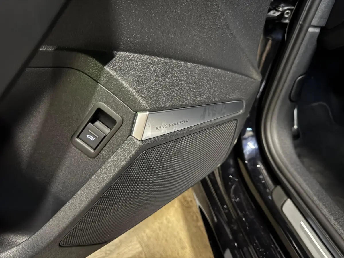 2.5 TFSI RS 3 quattro HULK CERAMIC PANO VOL'