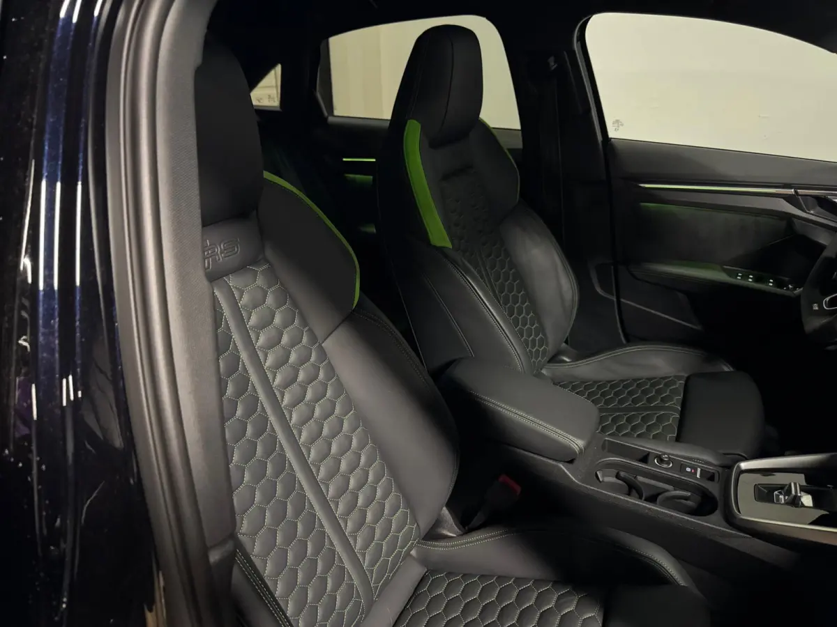 2.5 TFSI RS 3 quattro HULK CERAMIC PANO VOL'