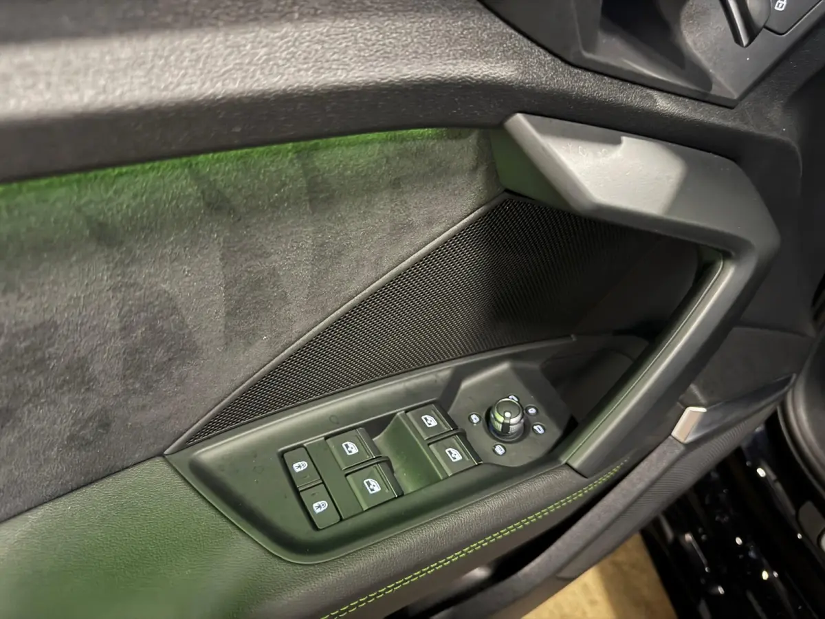 2.5 TFSI RS 3 quattro HULK CERAMIC PANO VOL'
