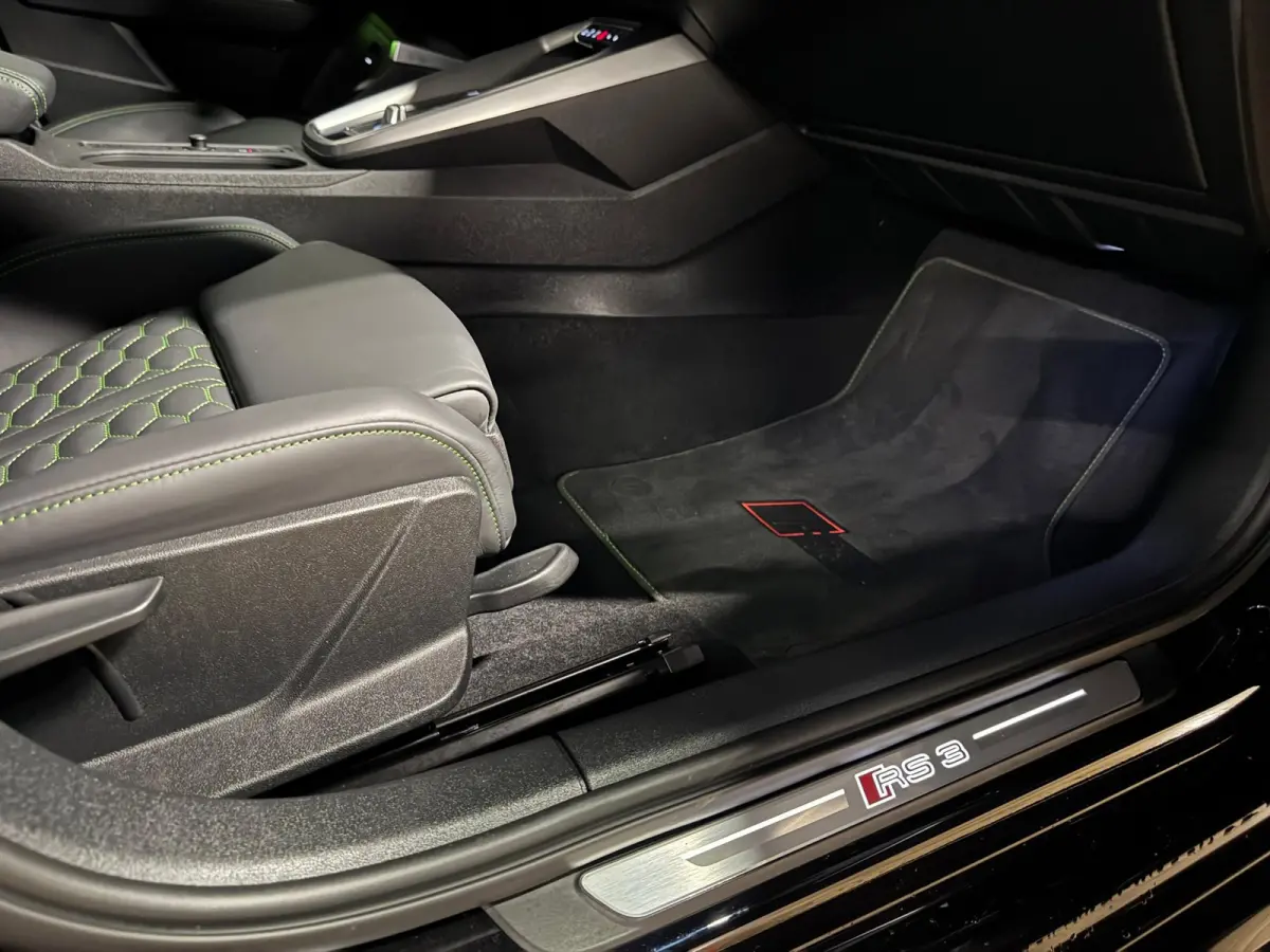 2.5 TFSI RS 3 quattro HULK CERAMIC PANO VOL'
