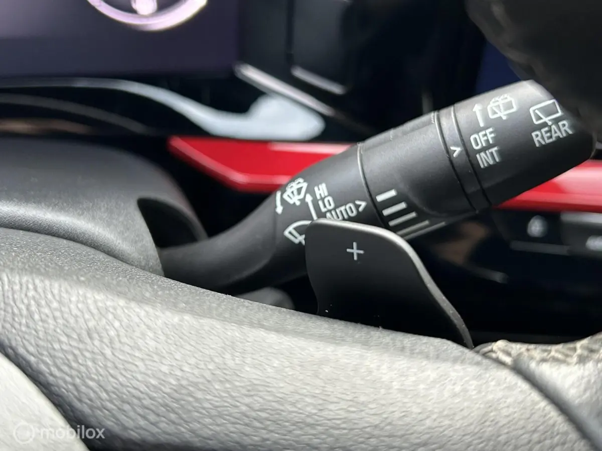 1.2 Turbo GS Line 130 PK AUTOMAAT / LED / FM NAV / 66.214 KM!!! RIJKLAAR!!!