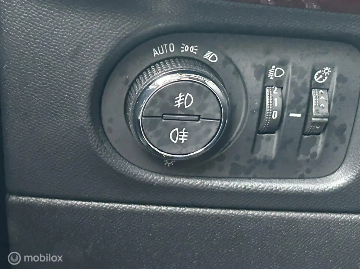 1.2 Turbo GS Line 130 PK AUTOMAAT / LED / FM NAV / 66.214 KM!!! RIJKLAAR!!!