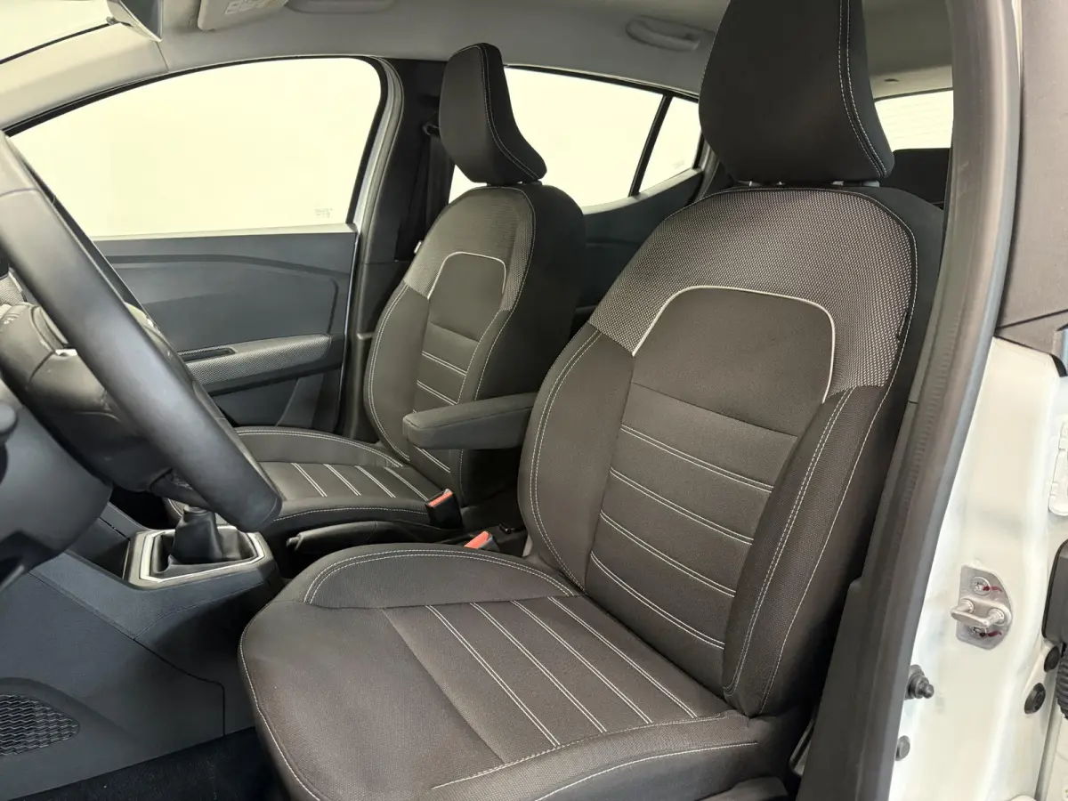1.0 TCe 90 Comfort Groot scherm Navigatie Apple Carplay Android Auto Cruise Control Airco Full LED Armsteun