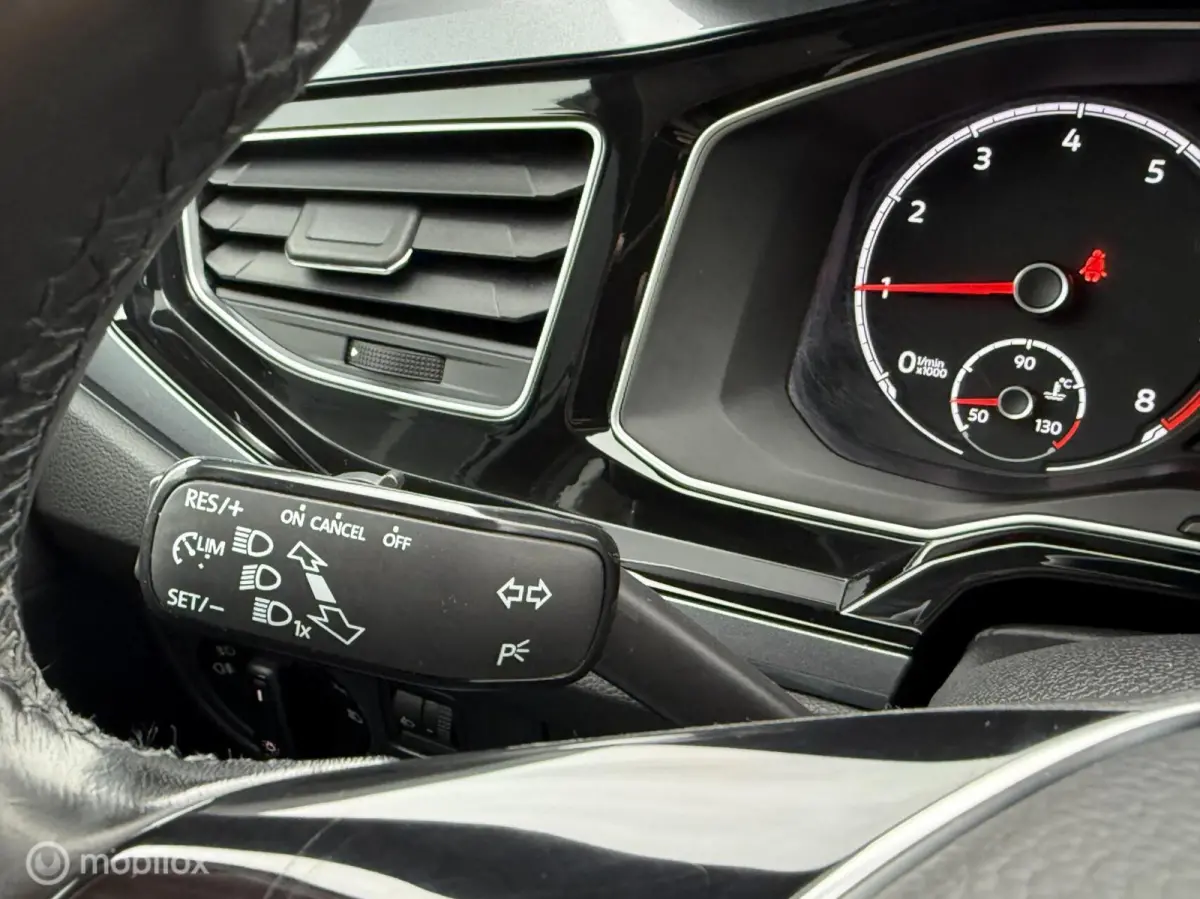 1.0 TSI Highline GTI velgen NAVI | PDC |