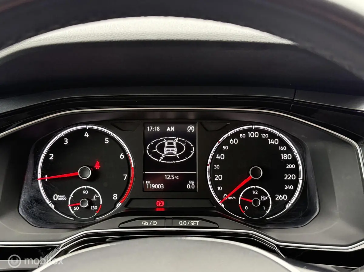 1.0 TSI Highline GTI velgen NAVI | PDC |