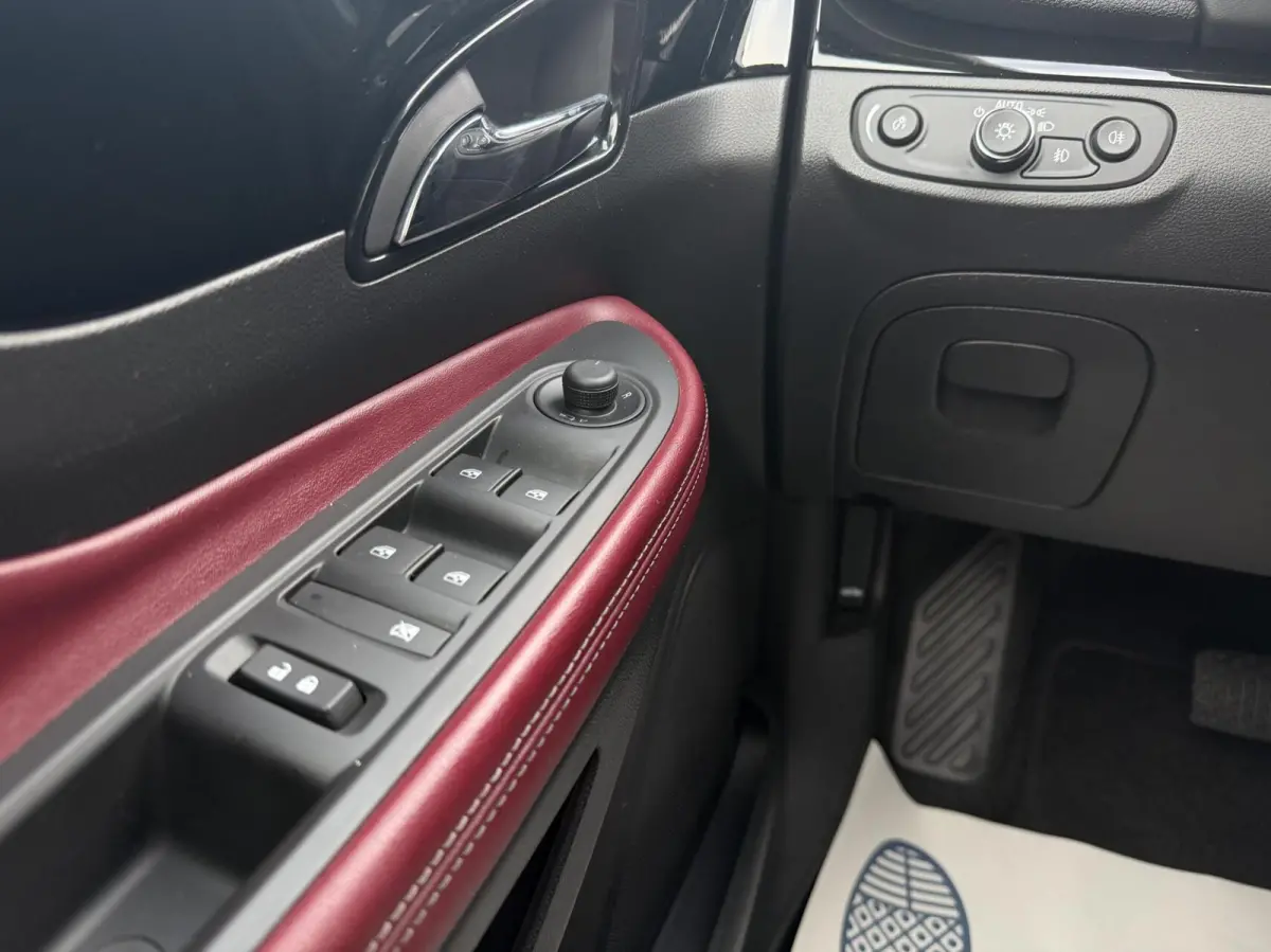 1.4 Turbo Innovation - NAVI/LEER/PDC/KEYLESS