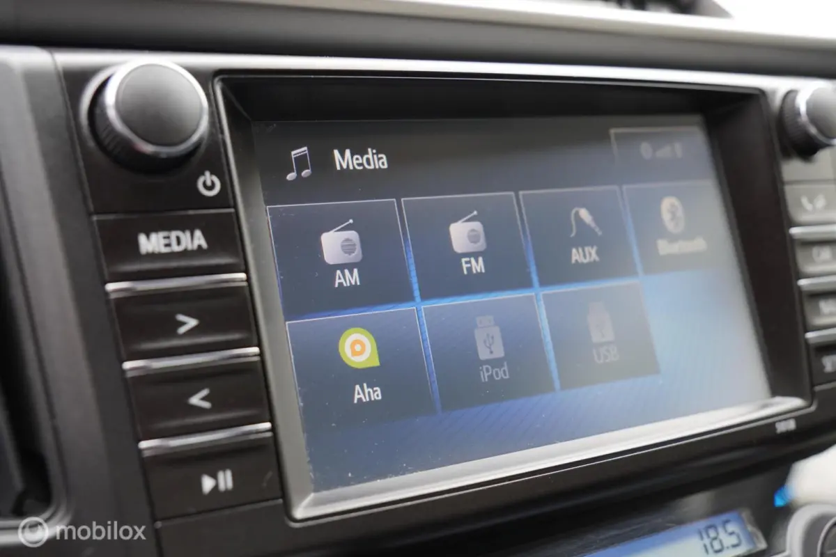 2.5 Hybrid Dynamic 104.011 KM