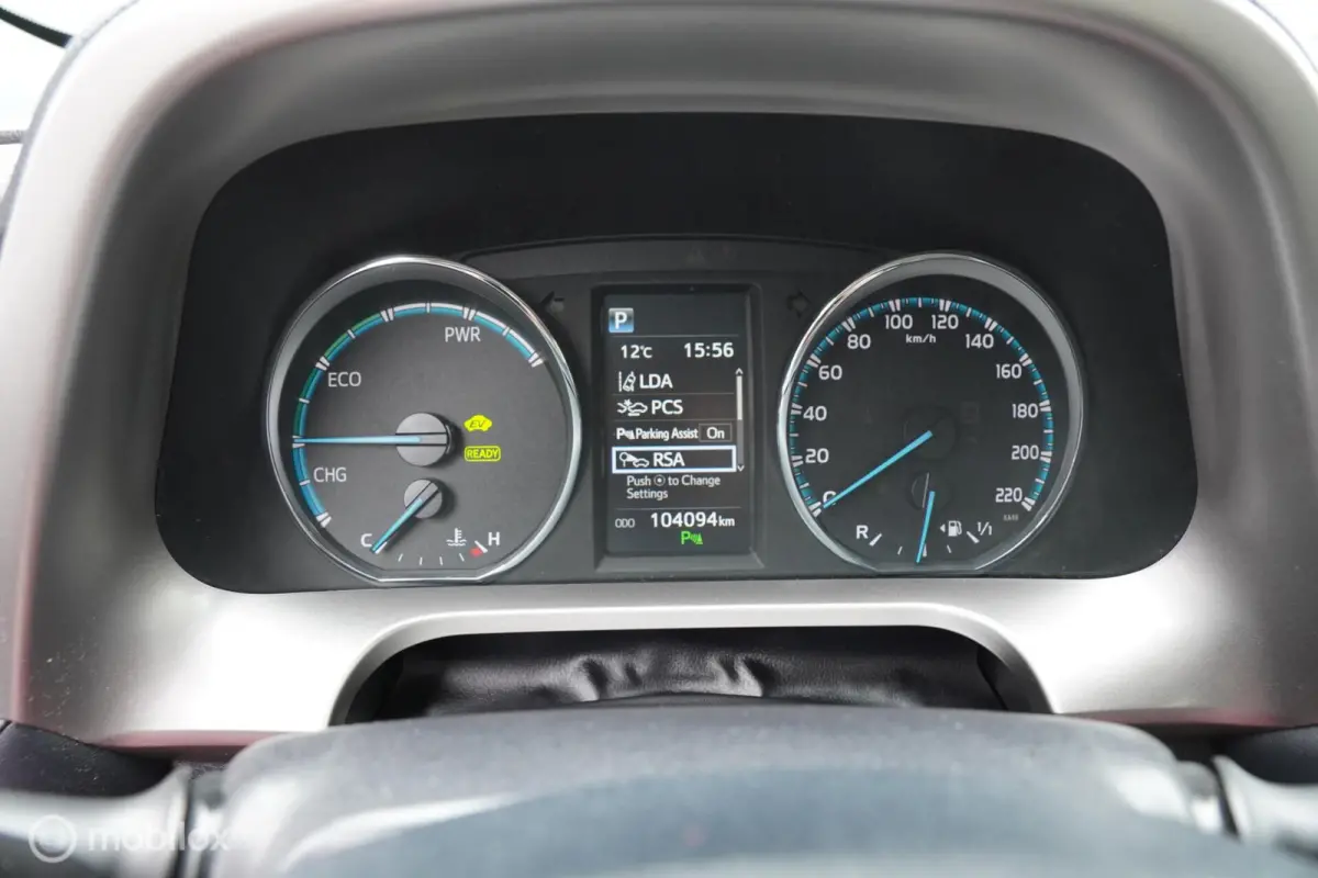 2.5 Hybrid Dynamic 104.011 KM