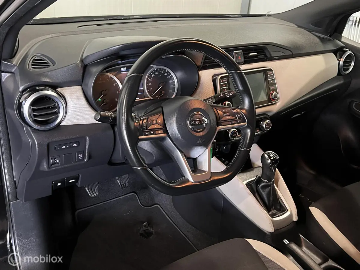 1.0 IG-T N-Connecta [ camera climate navi bluetooth ]
