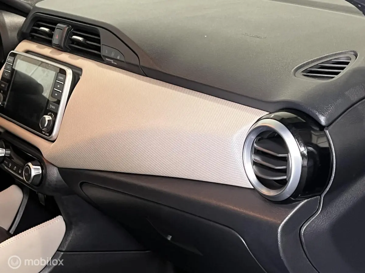 1.0 IG-T N-Connecta [ camera climate navi bluetooth ]
