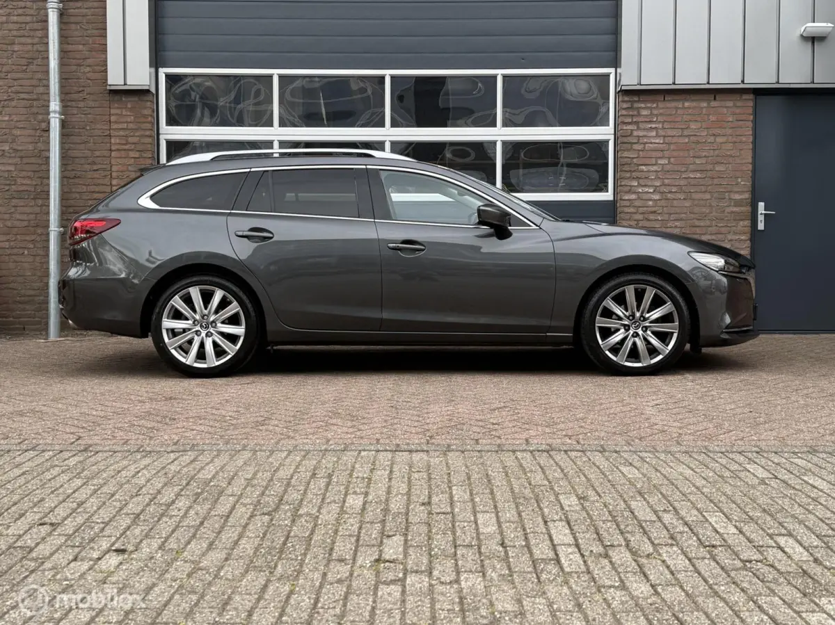 2.5 SkyActiv-G 194 Luxury Schuifdak Navi Bose 360 Camera Leer LED Carplay