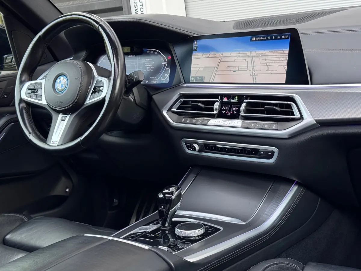 XDrive45e High Executive M Seats/360/HuD/Memory