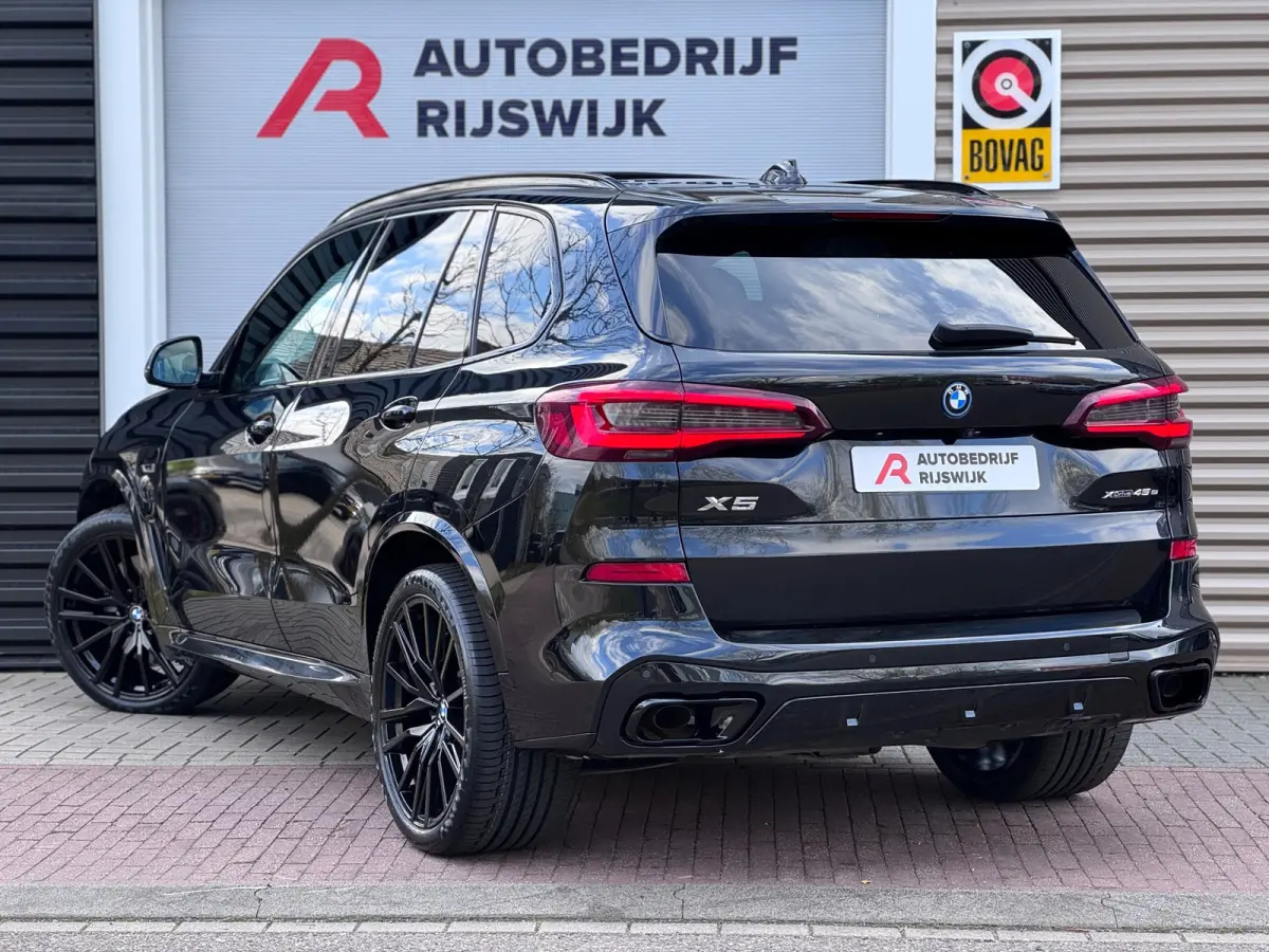 XDrive45e High Executive M Seats/360/HuD/Memory