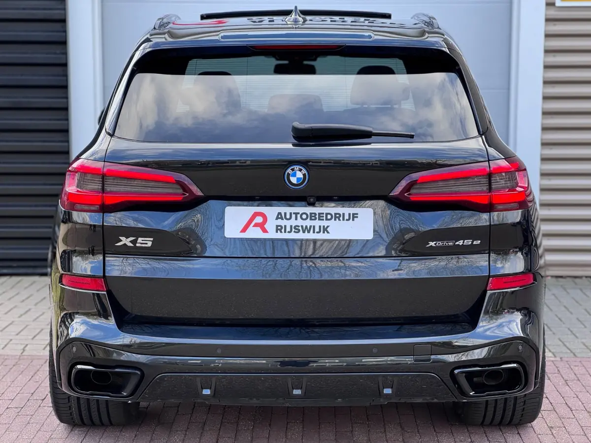 XDrive45e High Executive M Seats/360/HuD/Memory