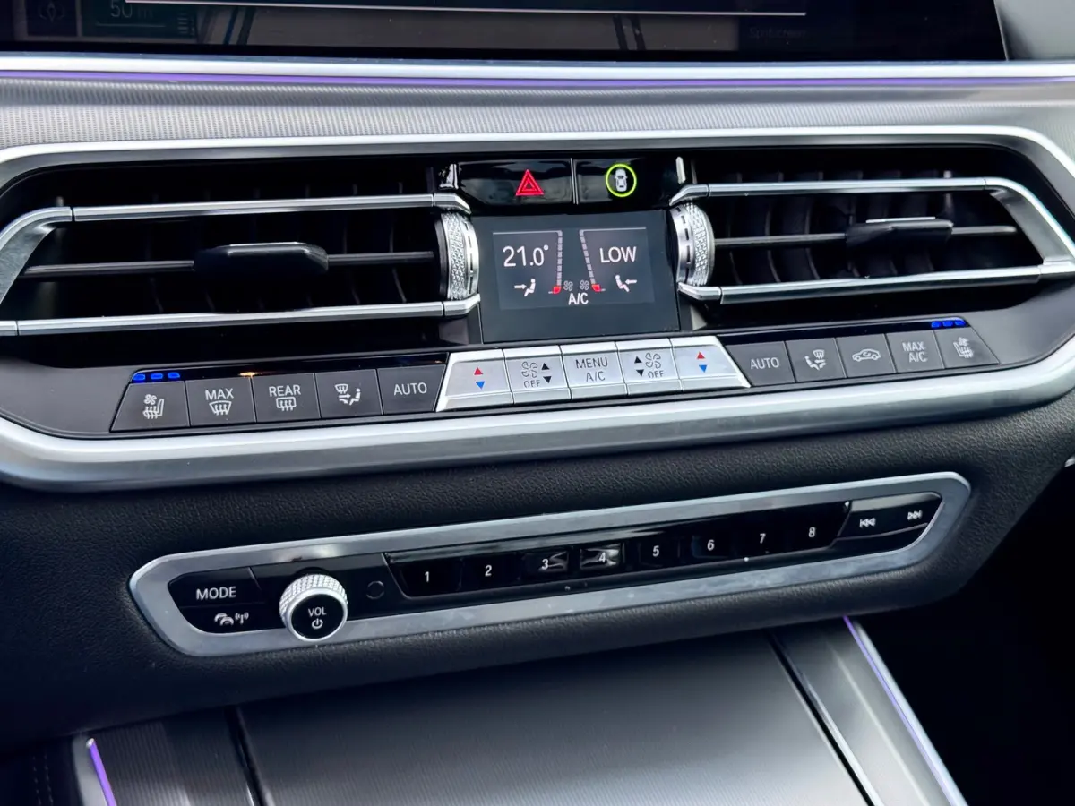 XDrive45e High Executive M Seats/360/HuD/Memory