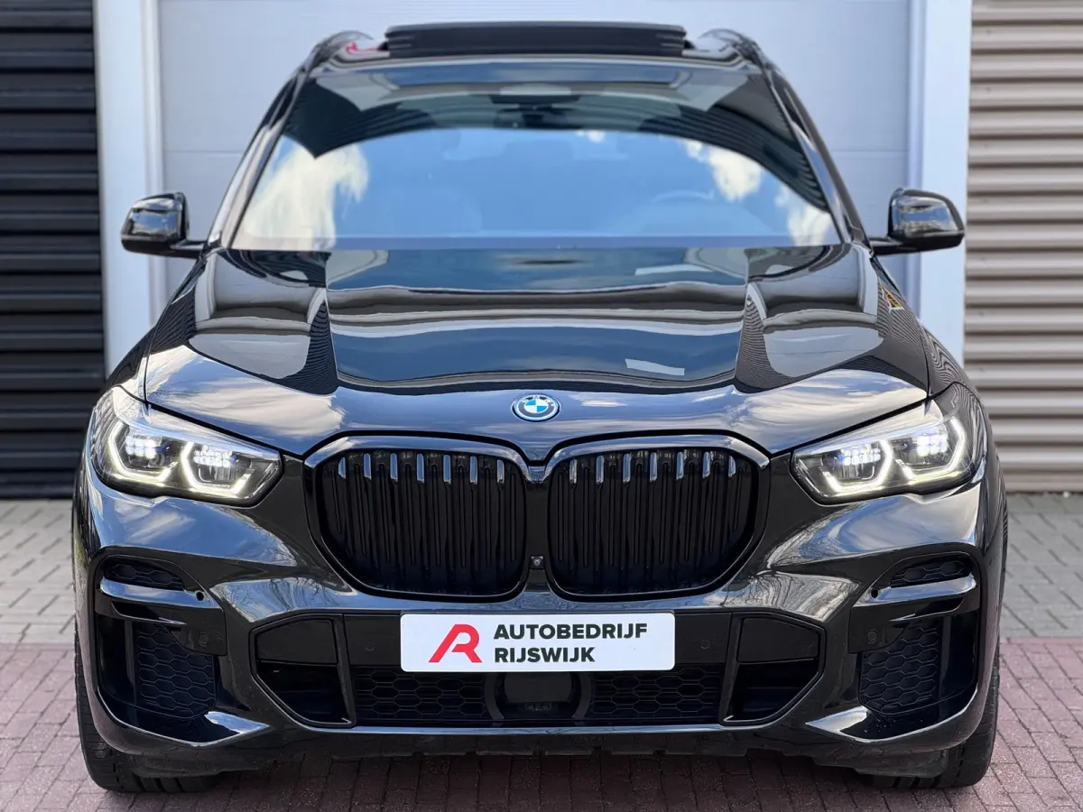 XDrive45e High Executive M Seats/360/HuD/Memory
