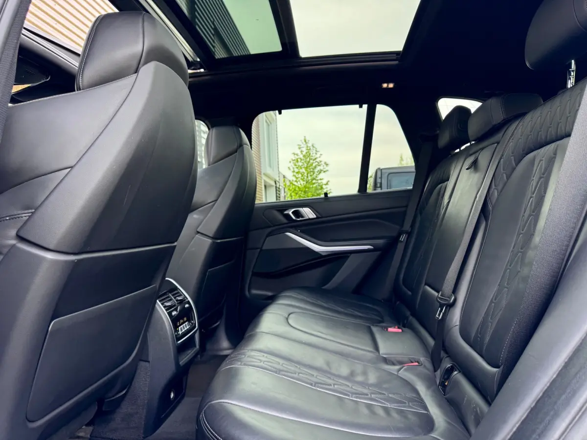 XDrive45e High Executive M Seats/360/HuD/Memory