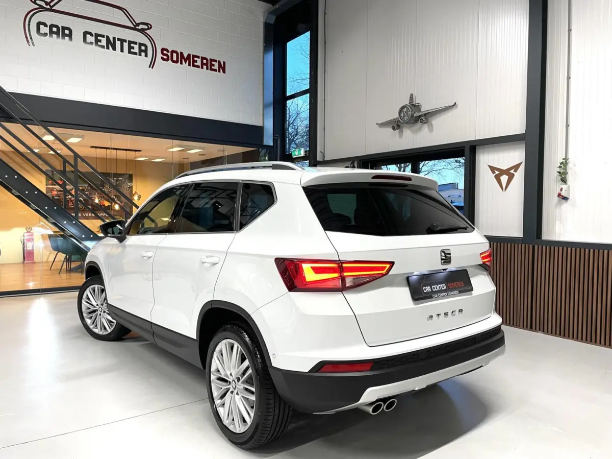 1.4 TSI Xcellence/ Camera/ LED/ Keyless/ CarPlay/ 18”LMV