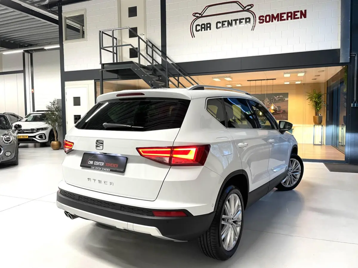 1.4 TSI Xcellence/ Camera/ LED/ Keyless/ CarPlay/ 18”LMV