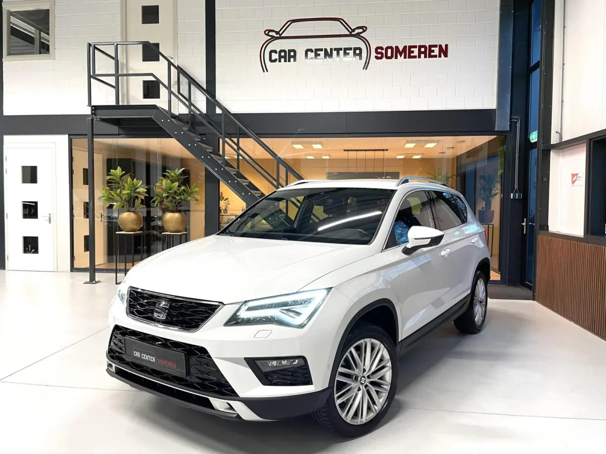 1.4 TSI Xcellence/ Camera/ LED/ Keyless/ CarPlay/ 18”LMV