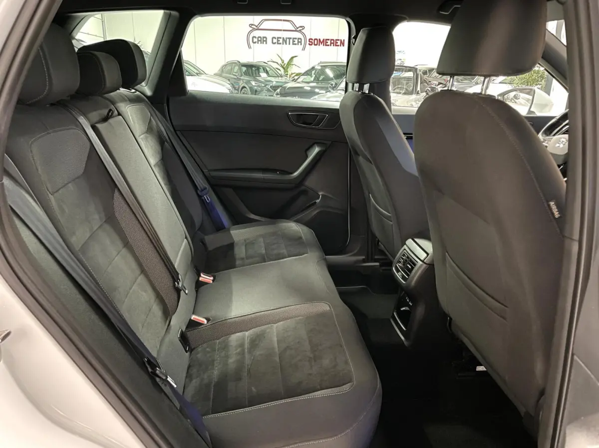 1.4 TSI Xcellence/ Camera/ LED/ Keyless/ CarPlay/ 18”LMV